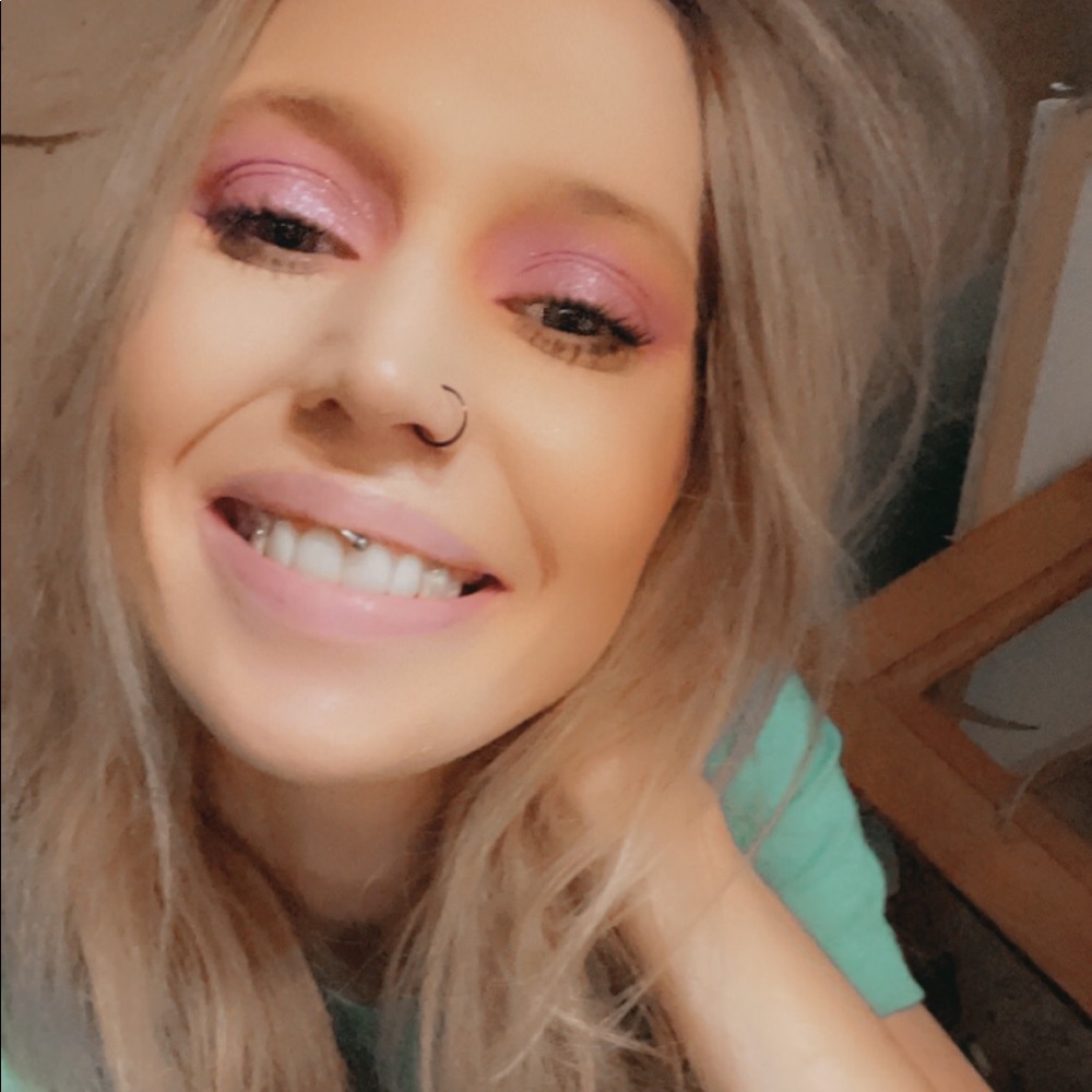 Meet your Posher, Toni